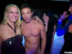 Amateur, Dingue, Femelle, Groupe, Masque, Orgie, Jarretelles, Echangistes