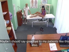 Leie, Arsch, Arzt, Fingern, Lesbisch, Lecken, Büro, Uniform