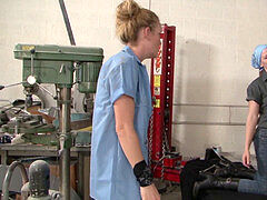 Geile alte tussi, Küssen, Lesbisch, Lecken, Milf, Im freien, Öffentlich, Hure