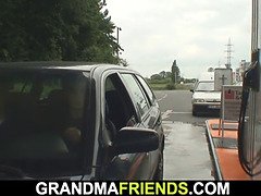 チェコ, 祖父, 熟年, 3p男男女, アウトドア, 公共, 現実, 三人