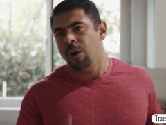 Anal, Lécher le cul, Grosse bite, Sucer une bite, Tromperie, Gorge profonde, Fille latino, Transsexuelle