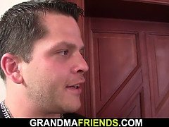 フェラチオ, イマラチオ, 熟年, 淫乱熟女, 母, パーティ, 義母, 三人