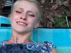 Bezaubernd, Leie, Blondine, Blasen, Fussjob, Unschuldig, Pov, Jungendliche (18+)
