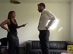 Enthousiasteling, Bondage discipline sadomasochisme, Grote mammen, Masturbatie, Moeder die ik wil neuken, Realiteit, Schreeuwen, Speelgoed