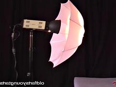 Красотки, Большие сиськи, Минет, Брюнетки, Ласковые ручки, Зрелые, Милф, Сиськи