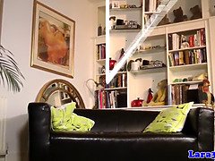 Brits, Bruinharig, Oudere vrouw, Sperma shot, Latex, Rijpe lesbienne, Moeder die ik wil neuken, Stiefmoeder