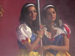 Noire, Brunette brune, Faciale, Groupe, Hard, Nylon, Chatte, Nénés