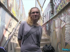 Leie, Tussi, Blasen, Geld, Im freien, Pov, Öffentlich, Titten