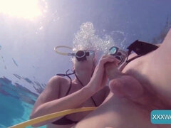 Tir de sperme, Hard, Hongroise, Orgasme, Piscine, Public, Soeurs, Sous marin