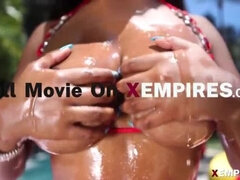 Stunning Ebony Starlet Lily Showers in Big Dick Facial