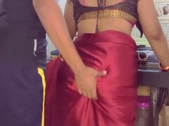 18 ans, Hard, Époux mari, Indienne, Cuisine, Petite femme, Chatte, Lécher le sphincter