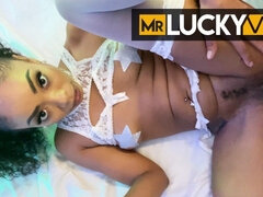 Sucer une bite, Fétiche, Interracial, Lingerie, Petite femme, Pov, Rugueux, Nénés