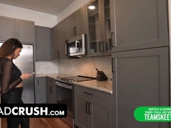 Pijpbeurt, Bruinharig, Daddy, Hd, Naakt, Orgasme, Klein, Tieten likken
