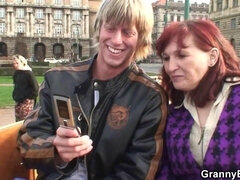 Blasen, Tschechisch, Oma, Hd, Reif, Muschi, Realität, Strümpfe