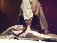 Blasen, Britisch, Hochschule, Paar, Handjob, Japanische massage, Lingerie, Milf