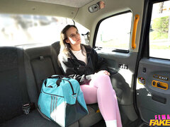 Voiture, Robe, Collant, Piercing, Chatte, Chaussettes, Nénés