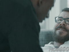 Noire, Grosse, Hard, Bite énorme, Interracial, Muscle, Lécher le sphincter, Tatouage