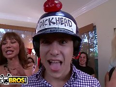 アナル, デカパイ, フェラチオ, 学生寮, 淫乱熟女, オージー, パーティ, ティーン