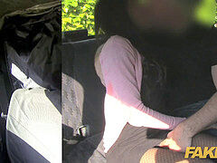 Amateur, Sucer une bite, Voiture, Tir de sperme, Fait maison, Orgasme, Public, Réalité