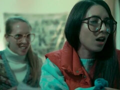 Grosser arsch, Lesbisch, Pornostars, Realität, Retro, Jungendliche (18+), Vintage, Jungfrau