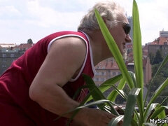 Braunhaarige, Betrug, Tschechisch, Jeans, Schreiend, Rock, Jungendliche (18+), Unter dem rock