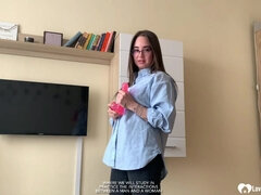 Минет, Брюнетки, Пальцем, Очки, Секс без цензуры, Домашнее видео, От первого лица, Наездница