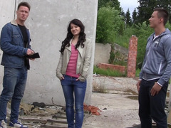 Pijpbeurt, Bruinharig, Sperma in gezicht, Geld, Trio