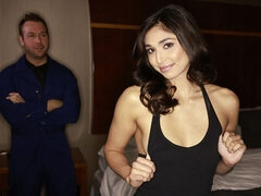 Dormitorio, Culo grande, Verga grande, Mamada, Morena, Tetas naturales, Adolescente, Tetas