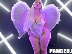 Watch Mz Dani Super Thicc Pawg in lingerie and give a steamy interracial BJ