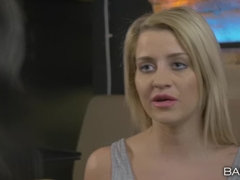 Tussi, Grosse titten, Schwarz, Blondine, Britisch, Schwarz, Europäisch, Büro