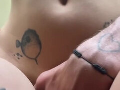 Blonde, Tchèque, Exhib, Embrassement, Seins naturels, Public, Pute, Adolescente