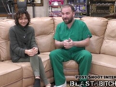 Bondage domination sadisme masochisme, Derrière les coulisses, Médecin, Bâillonner, Gants, Latex, Lingerie, Chatte