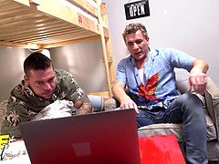 In den arsch, Grosser arsch, Blasen, Hd, Orgasmus, Orgie, Schreiend, Flotter dreier