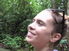 Braunhaarige, Freundin, Handjob, Im freien, Pov, Öffentlich, Muschi, Nass