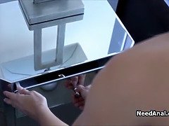 Brunette gf loves deep anal for the first time