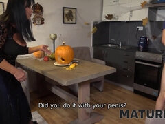 Gros seins, Brunette brune, Femme couguar, Tchèque, Hd, Mature, Naturelle, Seins naturels