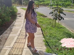 Embarazada cachonda se folla a escondidas a su vecino en las escaleras del edificio - Bbw