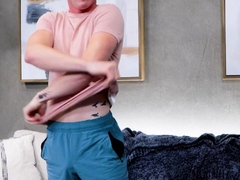 Curious st8 muscle jock jerkingoff solo