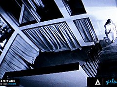 デカ尻, 捕まる, 毛深い, レズビアン, なめる, コキ, ラフ, ゴムタイツ