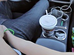 Bruinharig, Auto