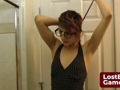 浴室, ゲーム, レズビアン, ペニスバンド, ストリップ