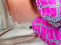 Desi Bhabhi Muskan Rani Hardcore Anal Fuck - Big Ass Indian Housewife Doggy Style