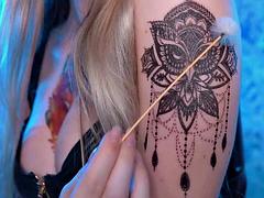 Gros seins, Solo, Tatouage, Nénés