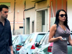 Lara Tinelli bursts in the passenger seat