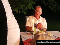 Rubia, Mamada, Papá, Abuelo, Hd, Al aire libre, Chupando, Adolescente