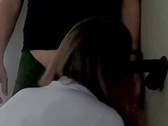 Leie, Mutti, Höschen, Rock, Strümpfe, Tanga, Titten, Uniform