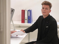 Aus dem arsch in den mund, Kehlenfick, Hd, Lingerie, Büro, Rasiert, Strümpfe, Titten