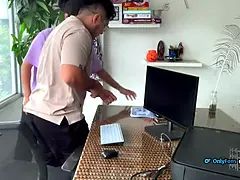 Corrida, Indio, Latina, Madres para coger, Oficina, Secretaria, Español, Madrastra