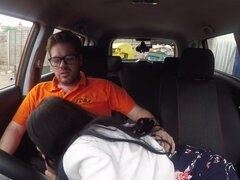 Mamada, Morena, Tetona, Coche, Estilo perrito, Hd, Pov, Tatuaje