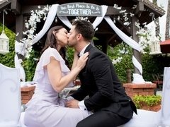 Culo grande, Mamada, Morena, Estilo perrito, Pajear, Besar, Madres para coger, Tetas